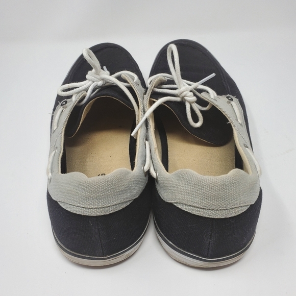 CALL IT SPRING | Classic  Black and Gray Shoes - Picture 5 of 6